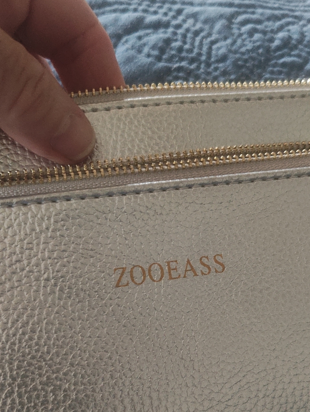 Zooeass Wristlet